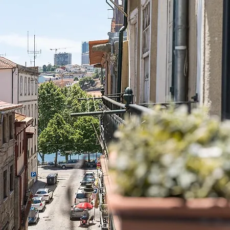 In - Ribeira Center - 7 * Porto